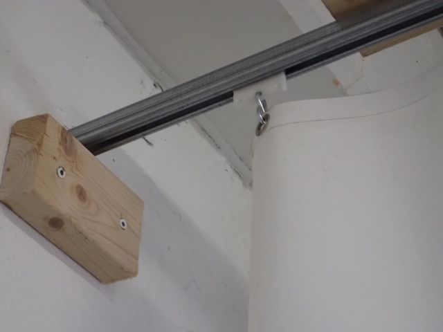 861519-9 Skyddsdraperi