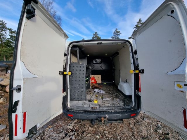 884208-9 Ford FCC Transit Custom - 2013