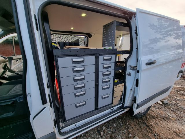 884208-25 Ford FCC Transit Custom - 2013