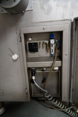 833633-8 Sausage stuffing / mincer - VEMAG HP12E / portioner MMP220