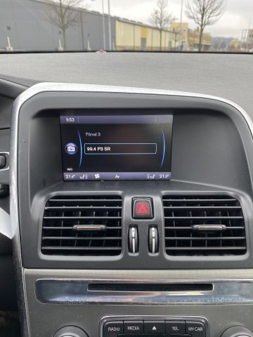 884347-26 Volvo XC60 D5 AWD Momentum -2011