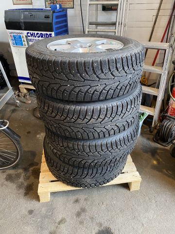 884347-32 Volvo XC60 D5 AWD Momentum -2011