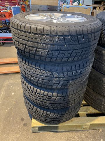 884347-36 Volvo XC60 D5 AWD Momentum -2011