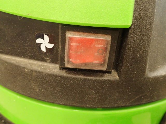 861527-6 Carpet & Laundry IPC