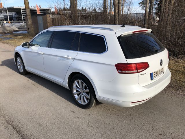 884640-3 Volkswagen Passat Variant 2.0 TDi BlueMotion - 2015