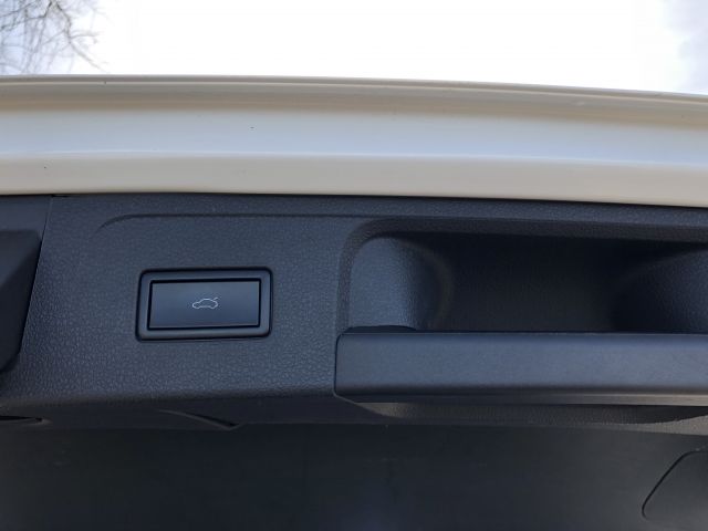 884640-29 Volkswagen Passat Variant 2.0 TDi BlueMotion - 2015