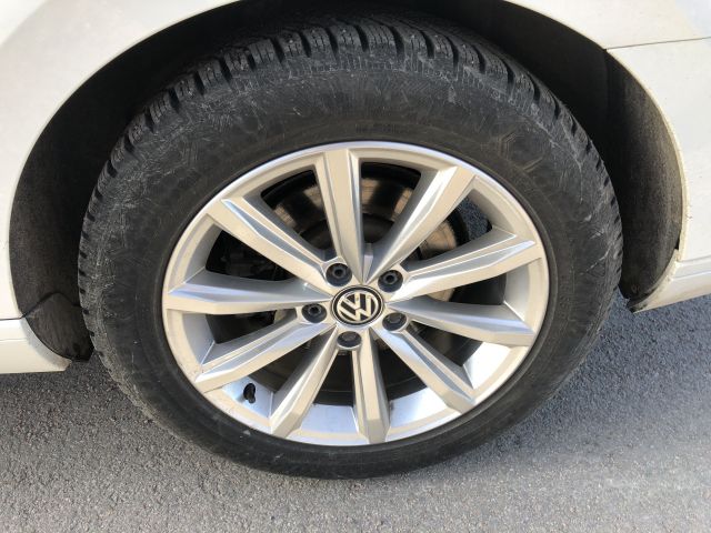 884640-38 Volkswagen Passat Variant 2.0 TDi BlueMotion - 2015