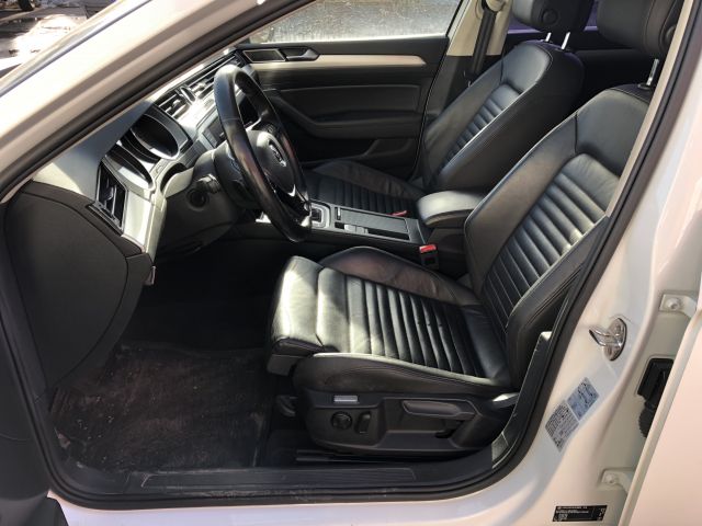 884640-18 Volkswagen Passat Variant 2.0 TDi BlueMotion - 2015