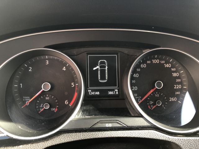 884640-12 Volkswagen Passat Variant 2.0 TDi BlueMotion - 2015