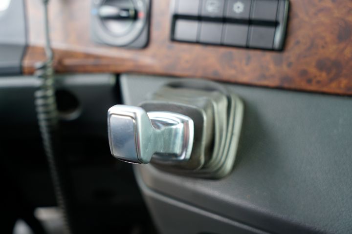 884574-23 Mercedes-Benz 967PKX2 ATEGO - 2014