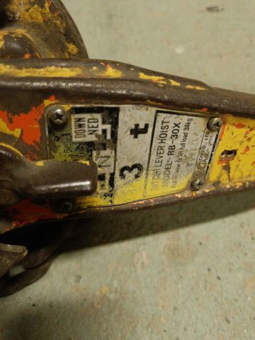 826318-15 Sledgehammer, Chain block and Splice cable