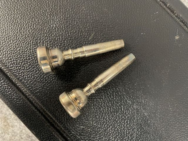 828710-6 Trumpet Besson 600 with two nozzles