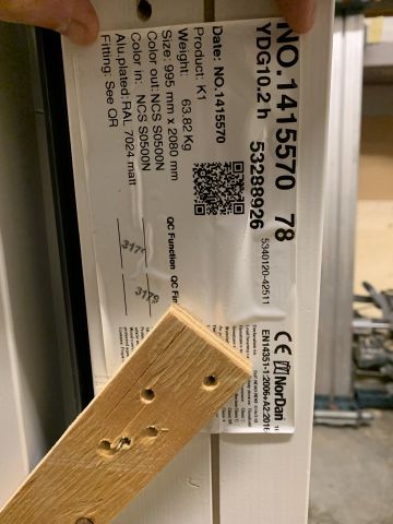 885571-4 Window door NorDan K1 right hung 10-21 (new / unused)