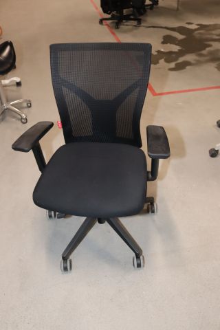 885555-1 Office chair Brizley Wave