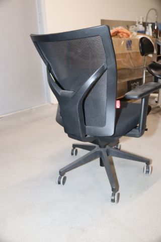 885555-4 Office chair Brizley Wave