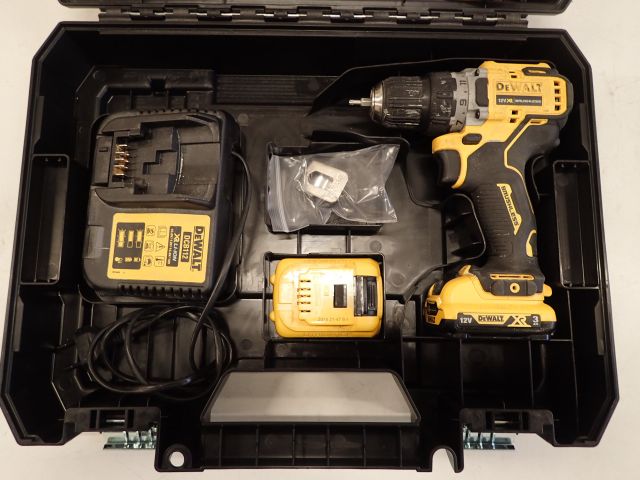 861561-2 Screwdriver DeWalt