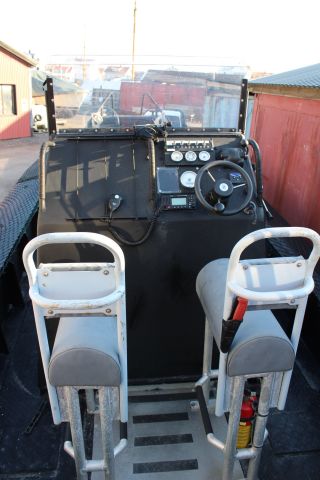 885207-8 MOB boat * Frb boat * Sea Bear 23. Only 450 hours on the engine