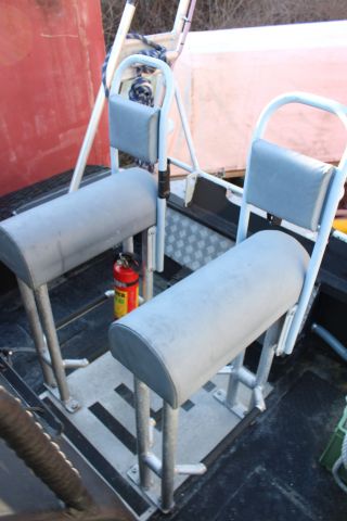 885207-20 MOB boat * Frb boat * Sea Bear 23. Only 450 hours on the engine