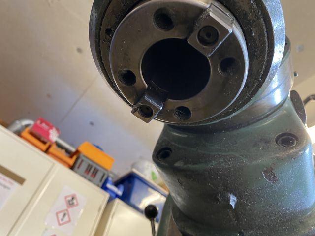 795056-22 Fräsmaskin - Sajo UF-52