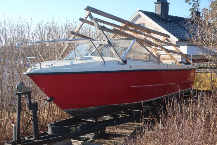 889556-1 Norcem Day 21 DC with unused volvo penta B230 [renovation project started]