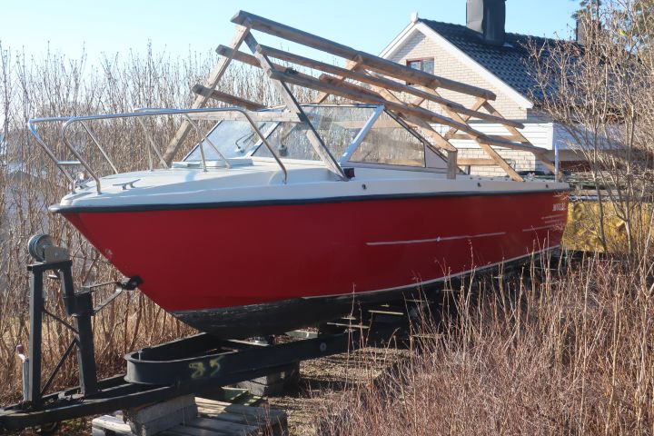 889556-2 Norcem Day 21 DC with unused volvo penta B230 [renovation project started]