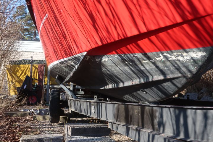 889556-10 Norcem Day 21 DC with unused volvo penta B230 [renovation project started]