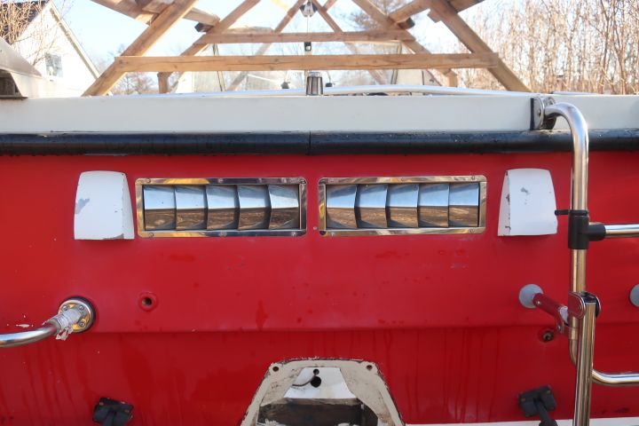 889556-23 Norcem Day 21 DC with unused volvo penta B230 [renovation project started]