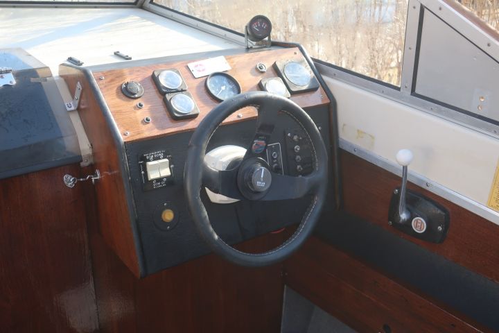 889556-71 Norcem Day 21 DC with unused volvo penta B230 [renovation project started]