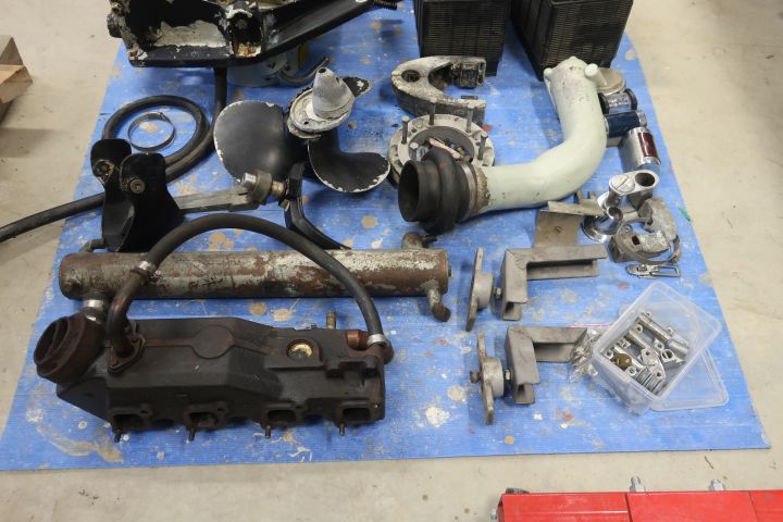 889556-82 Norcem Day 21 DC with unused volvo penta B230 [renovation project started]