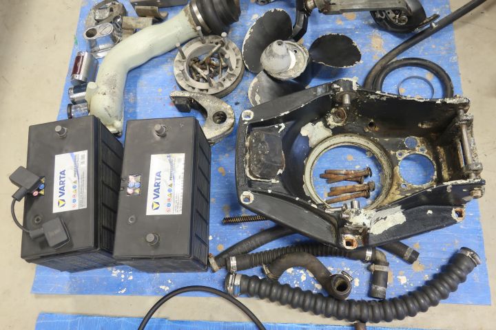 889556-83 Norcem Day 21 DC with unused volvo penta B230 [renovation project started]