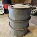 889587-3 Old oil barrel