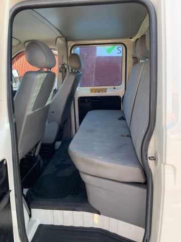 809529-33 Volkswagen Transporter Pickup Double Cab 2.5 TDI - 2004