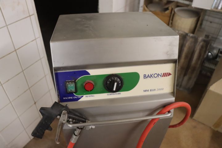 889878-9 Bakon Mini Jelly 2000 gel spray machine