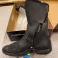 890211-3 Mc boots. Forma Galaxy. Size 48. New. FREE SHIPPING, Low reservation prices