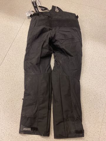890230-2 Mc pants. Yoko formoto. Size 46s. New.FREE SHIPPING, Low reservation prices