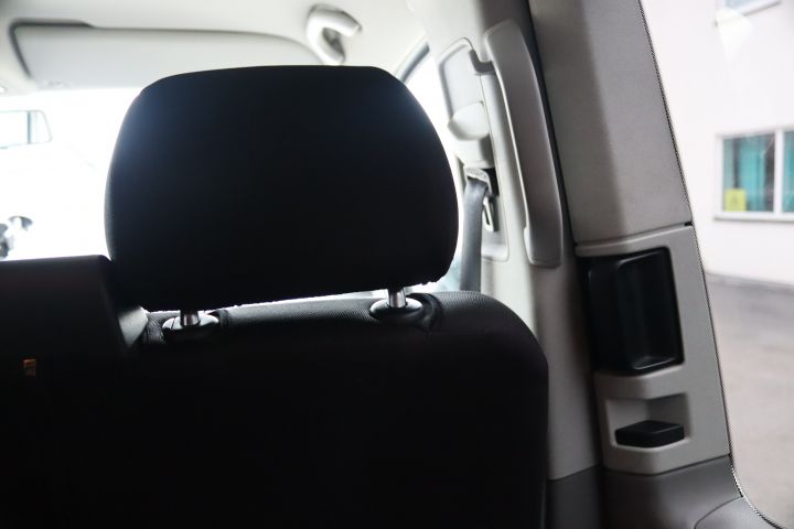 890096-25 Volkswagen Caravelle 2.0 TDI - 2013