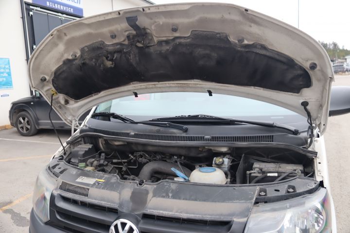 890096-36 Volkswagen Caravelle 2.0 TDI - 2013