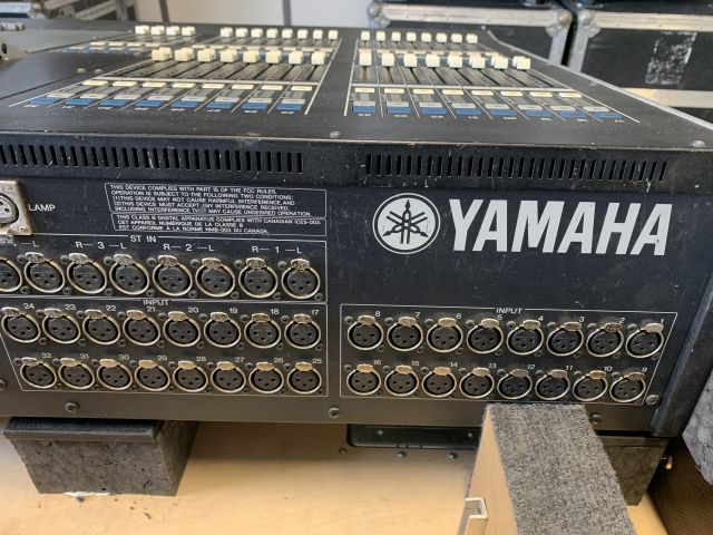866609-8 Digital mixer YAMAHA - M7CL48