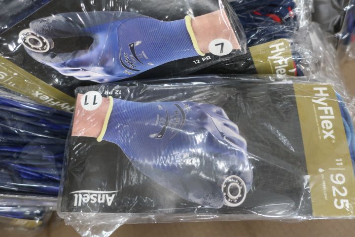 890110-9 Lot with work gloves HyFlex, Guide and Ansell etc.