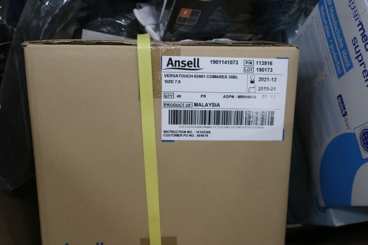 890110-18 Lot with work gloves HyFlex, Guide and Ansell etc.