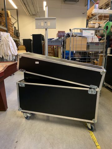 803076-1 Toshiba lcd display TD-E501 incl. stand and case