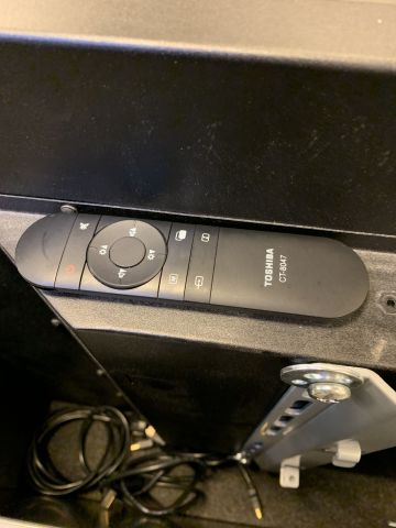 803076-6 Toshiba lcd display TD-E501 incl. stand and case