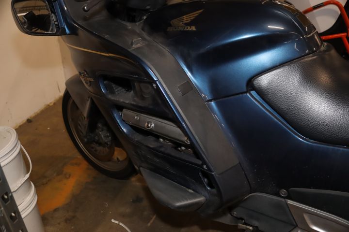 890766-22 Honda Powersports ST1100 Pan-European 1.1 - 1999