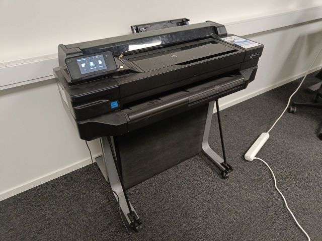 826382-2 Large screen printer HP Designjet T520