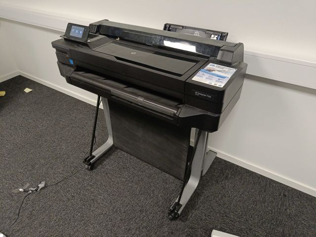 826382-3 Large screen printer HP Designjet T520