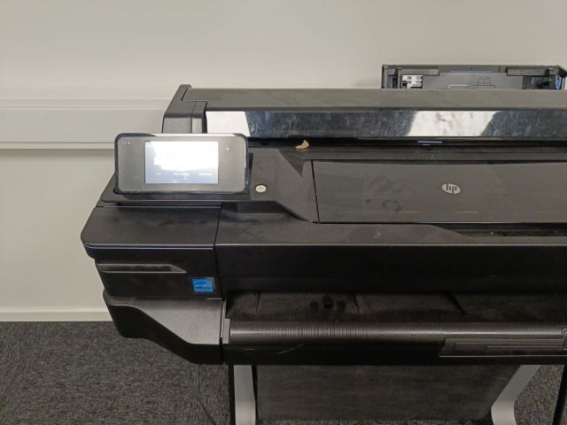 826382-6 Large screen printer HP Designjet T520
