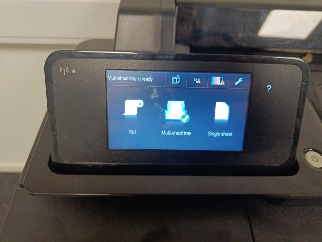 826382-11 Large screen printer HP Designjet T520