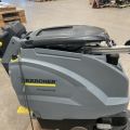 890162-3 Cleaning machine Kärcher B40 - 2015 - 136h (broken float, no suction strip)