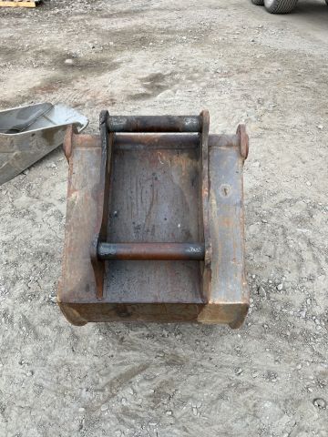 870587-90 Wheel excavator Volvo EW160E, 8765h -16