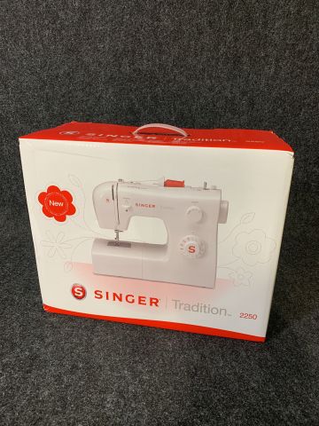 891773-2 Sewing machine Singer 2250